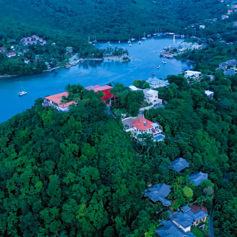 Luxury villa For Sale in Marigot Bay St Lucia