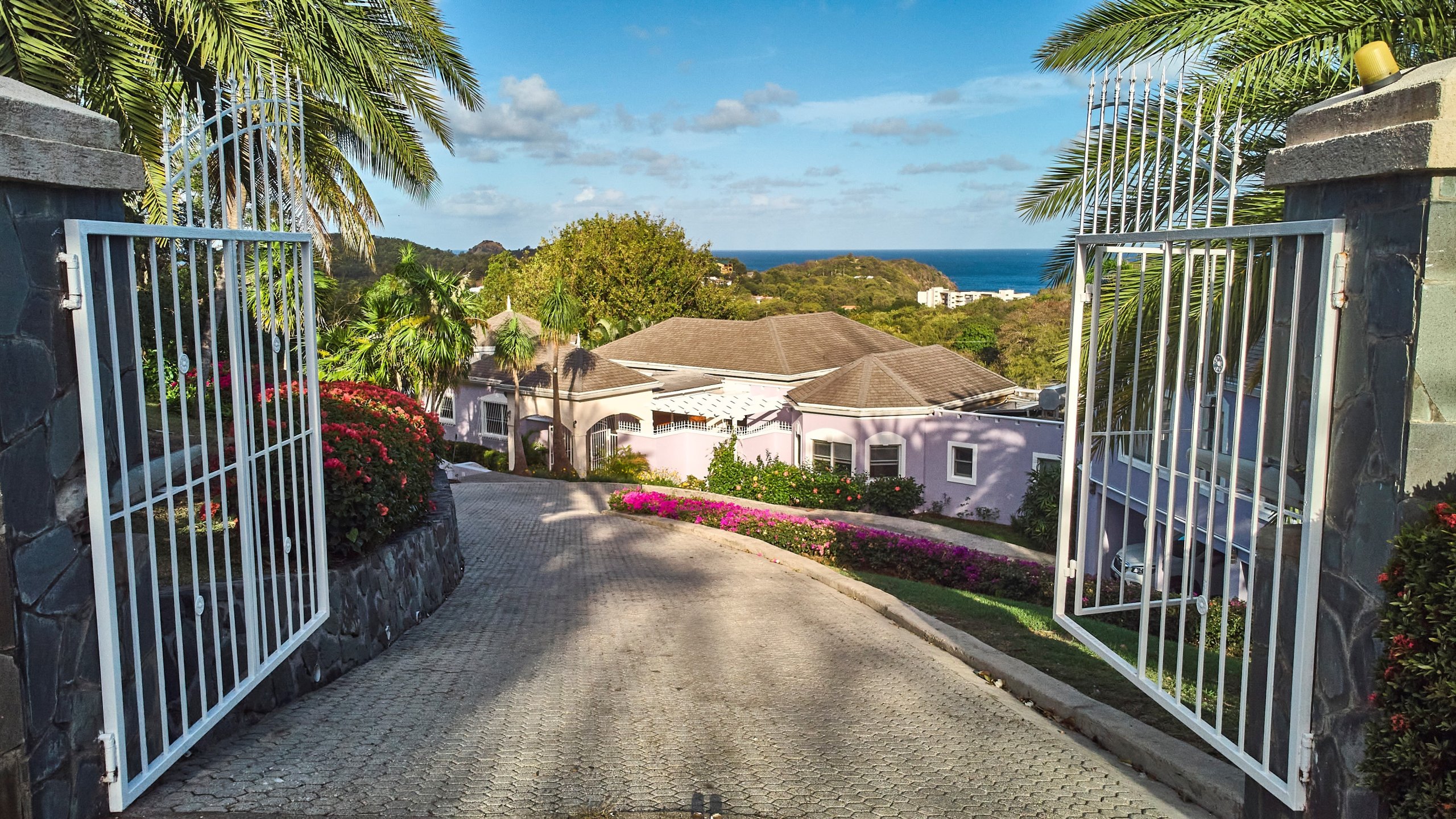 st lucia real estate golf ridge villa cap estate main gate entrace