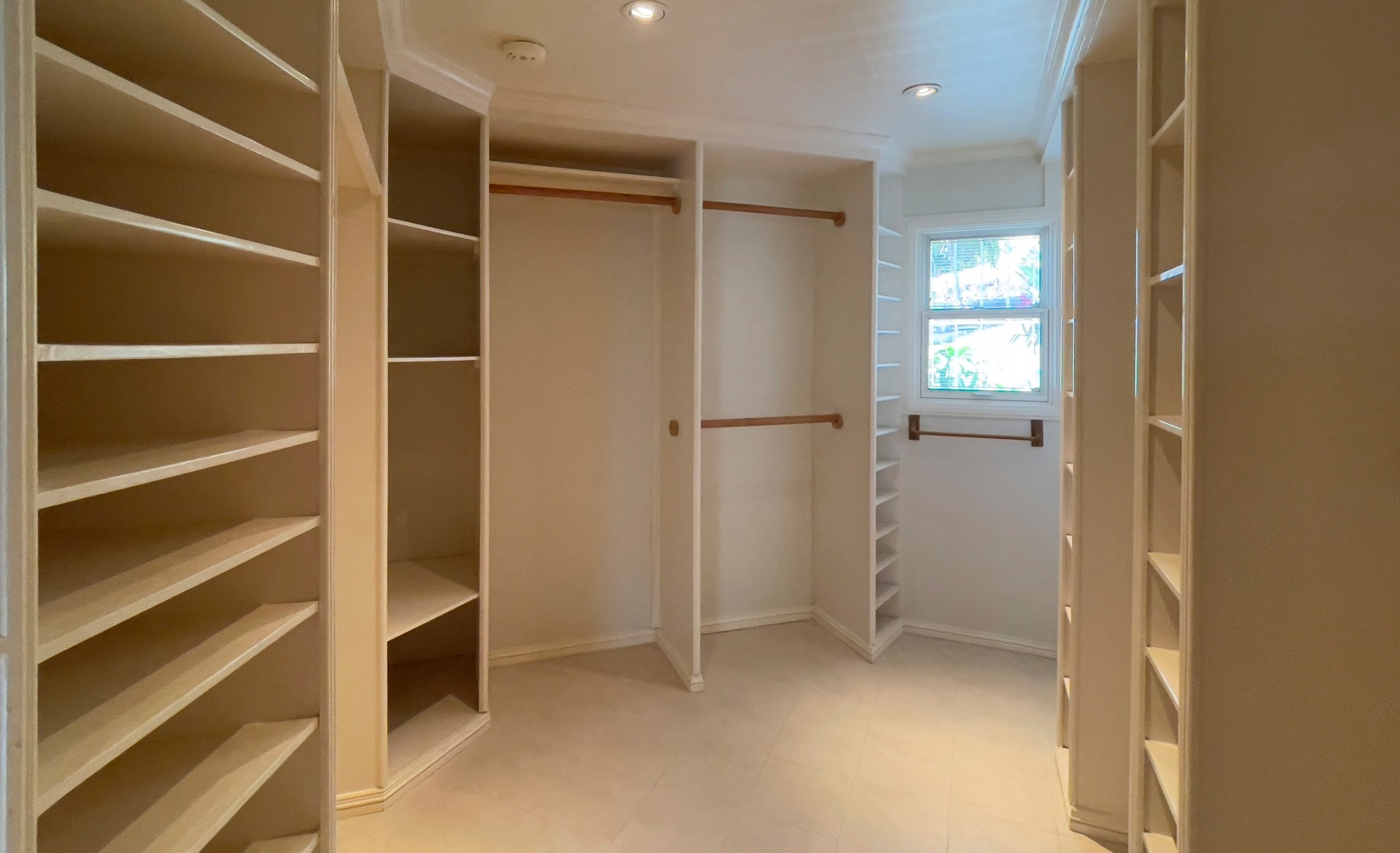 st lucia real estate golf ridge villa cap estate closet space