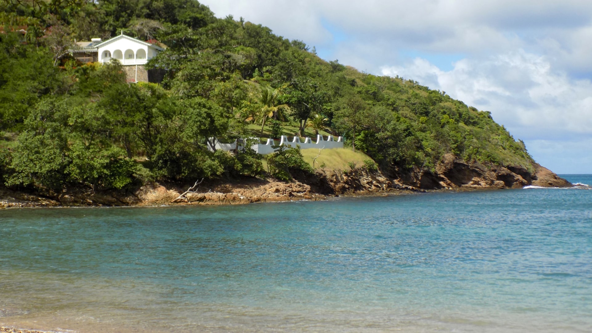 land for sale in st lucic - Trouya Land For Sale 37,522 S.F. ocean