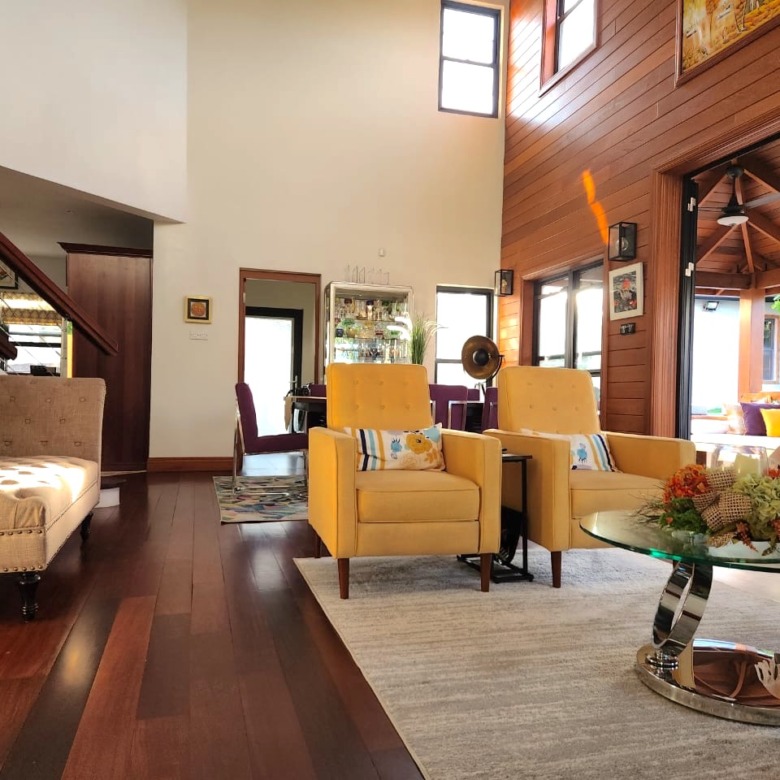 La Belle Maison St Lucia real Estate chairs