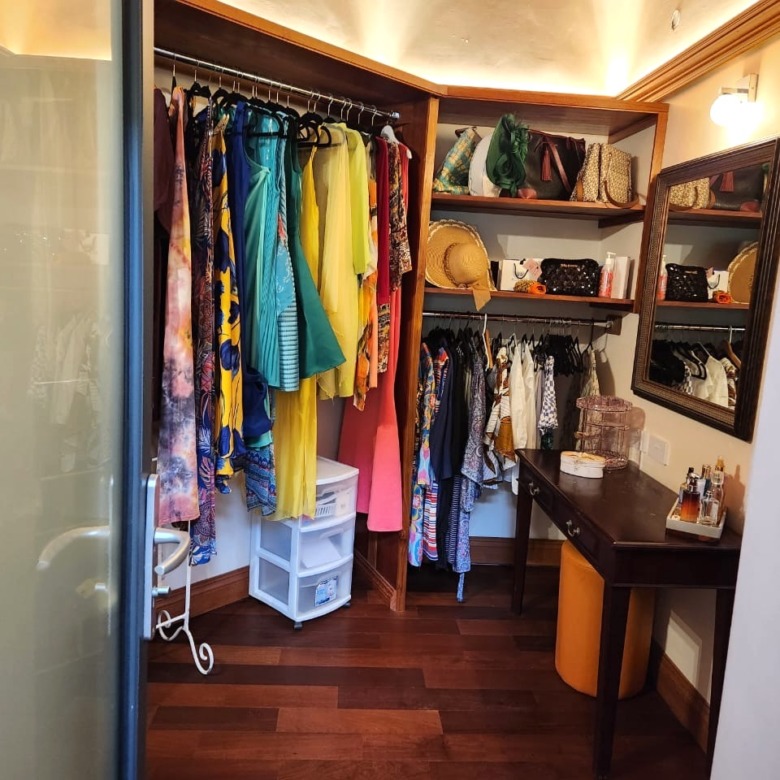 La Belle Maison St Lucia real Estate closet