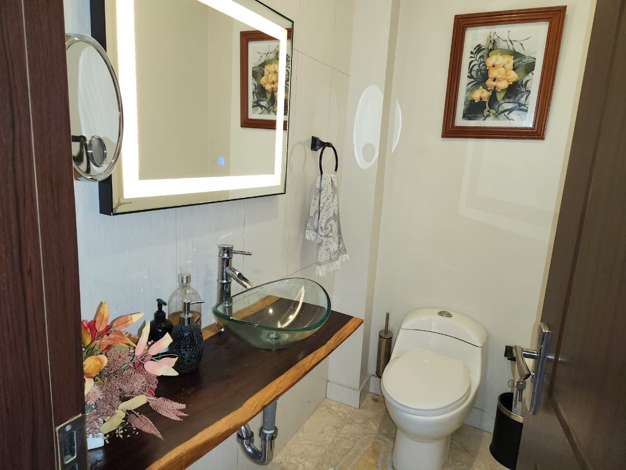 La Belle Maison St Lucia real Estate toilet