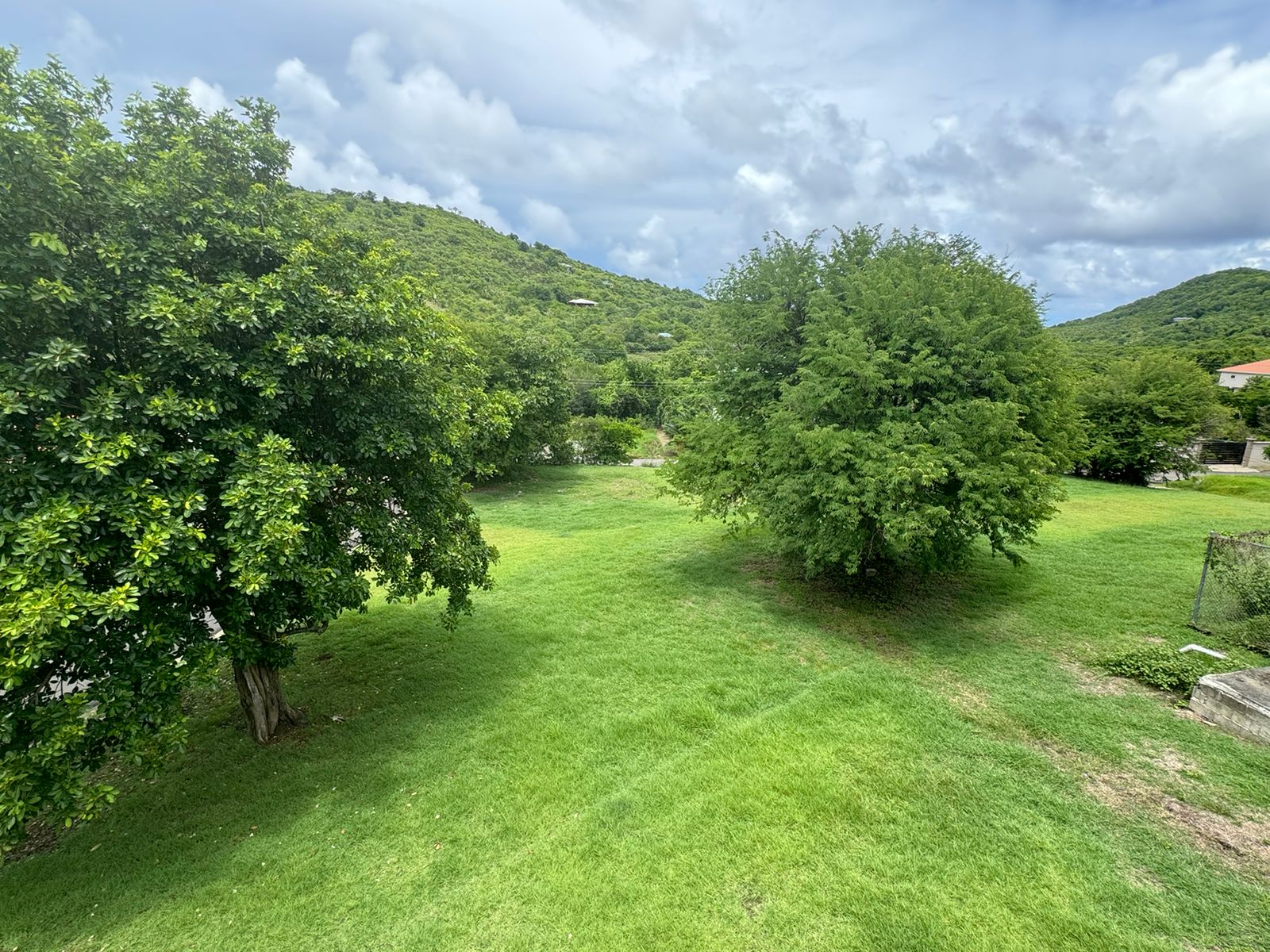 st lucia real estate: land for sale cas en bas