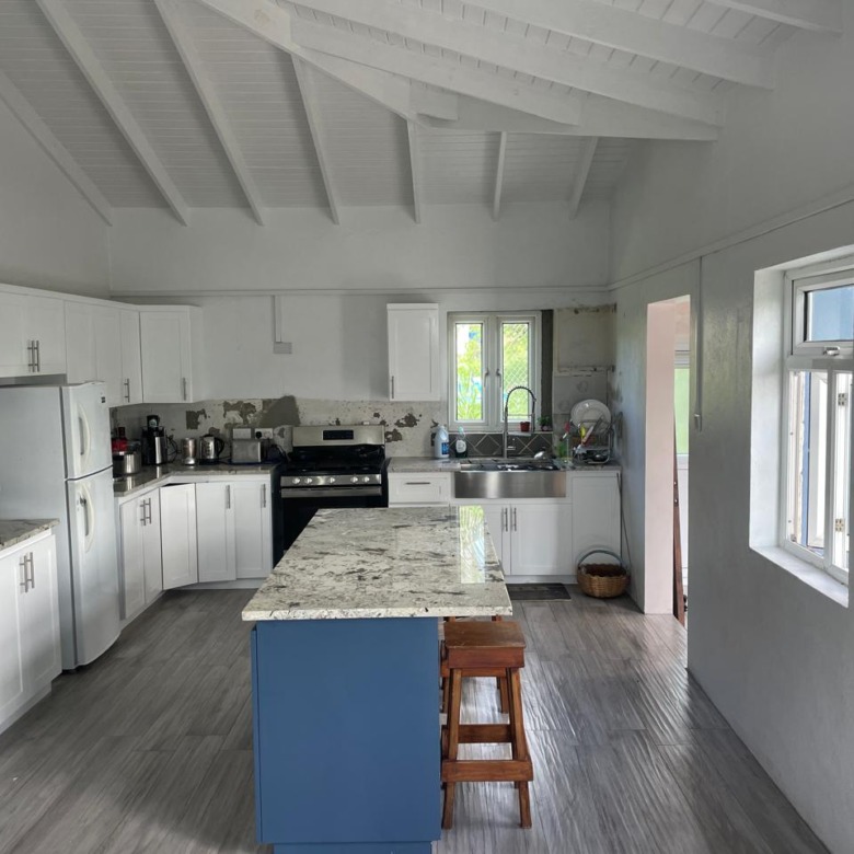 st lucia real estate : 4 Bed House For Sale In Vieux Fort isleland