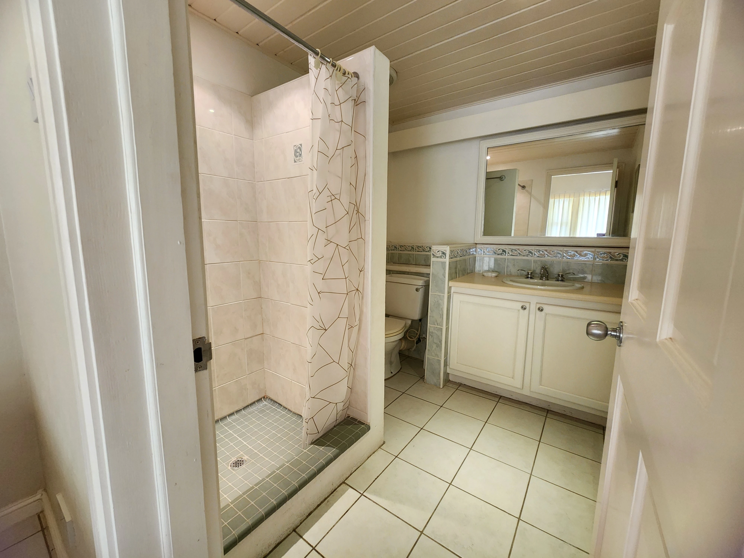 Bay view villa 32 st lucia real estat bathroome bay view condo for sale