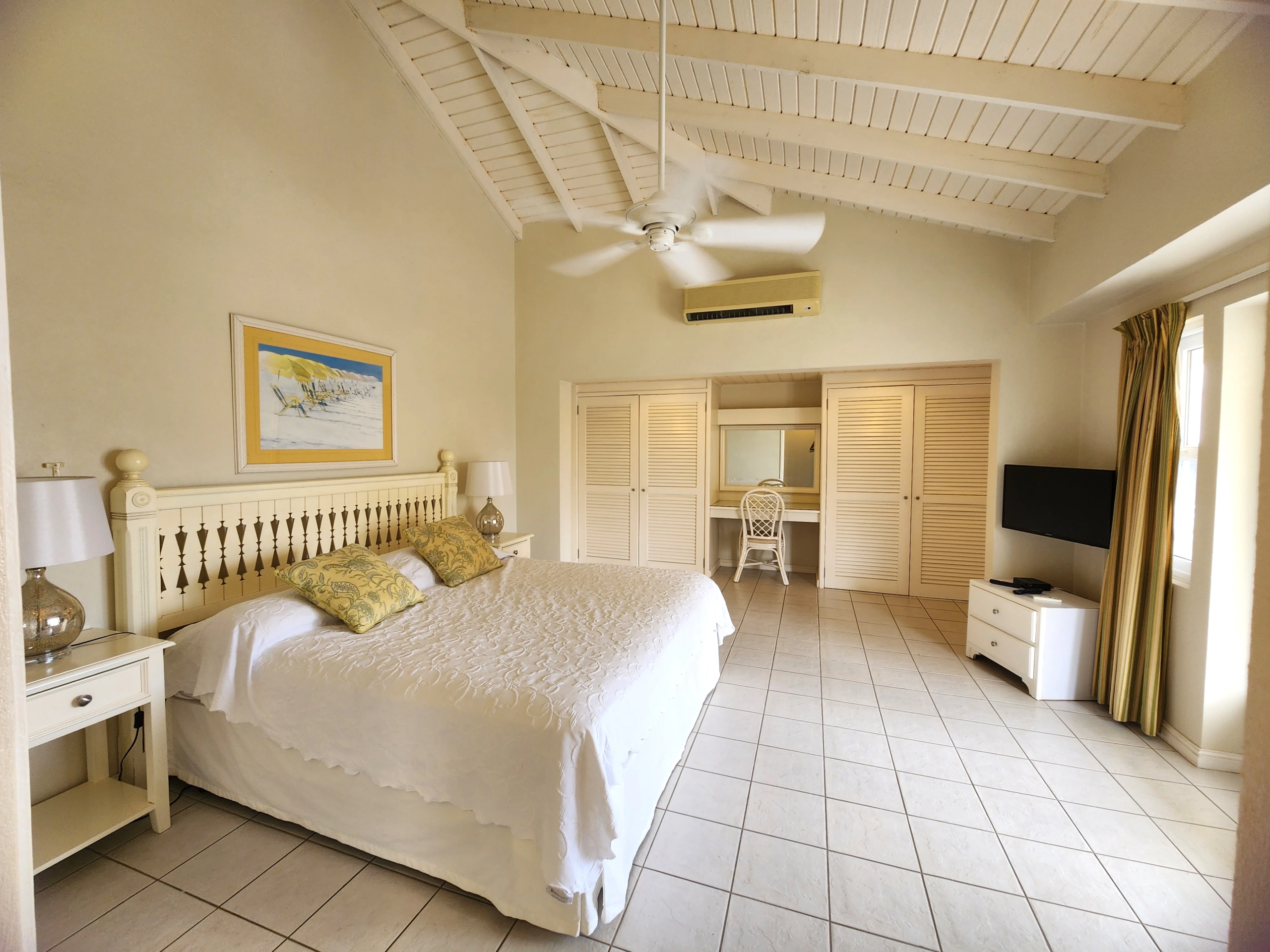 Bay view villa 34w st lucia real estate bay view condo for sale king size bed