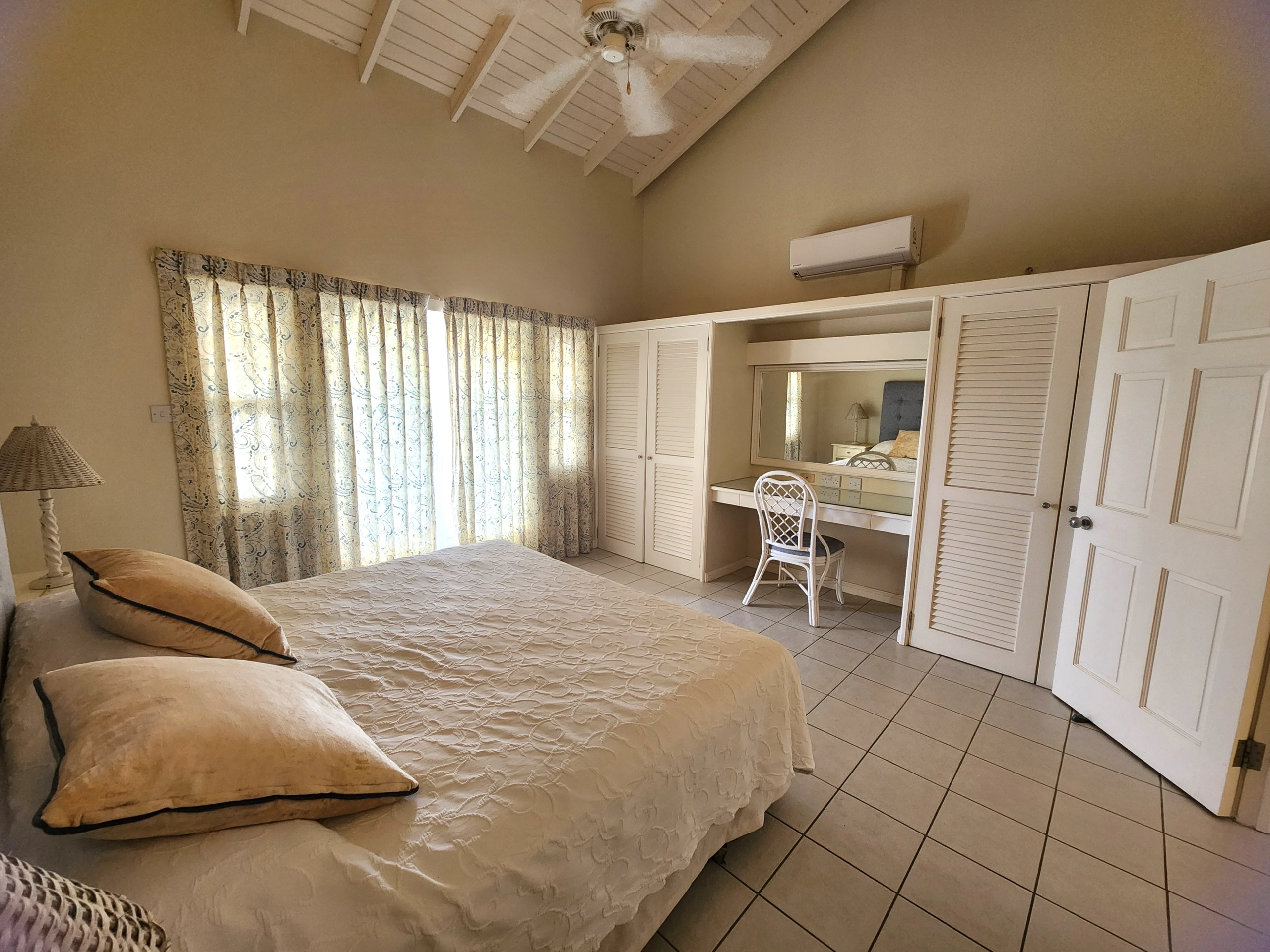 Bay view villa sa st lucia real estate bay view condo for sale closet