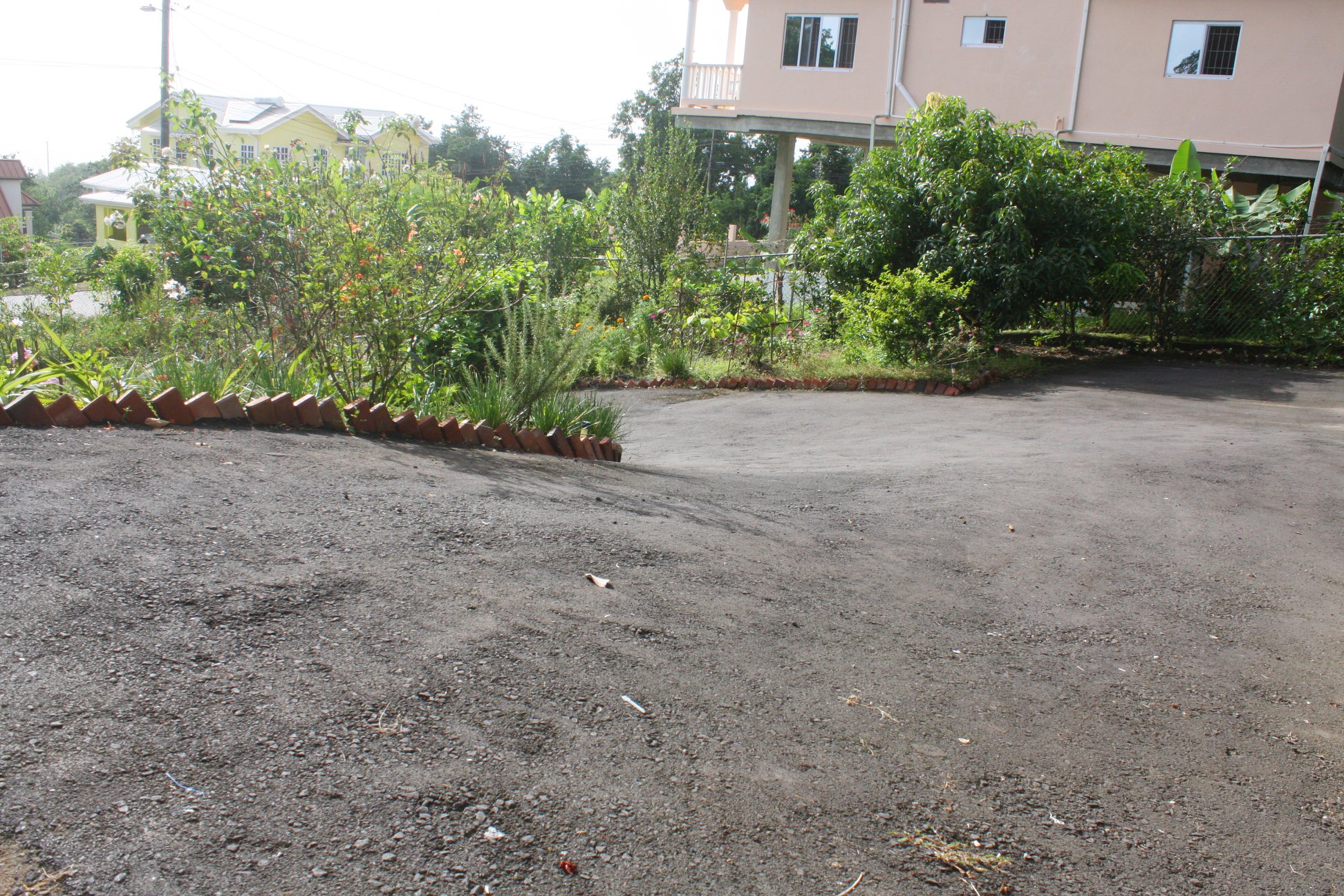 house and land for sale in st lucia castries driveway