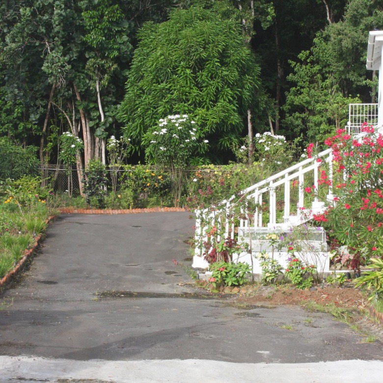 house and land for sale in st lucia castries entrance