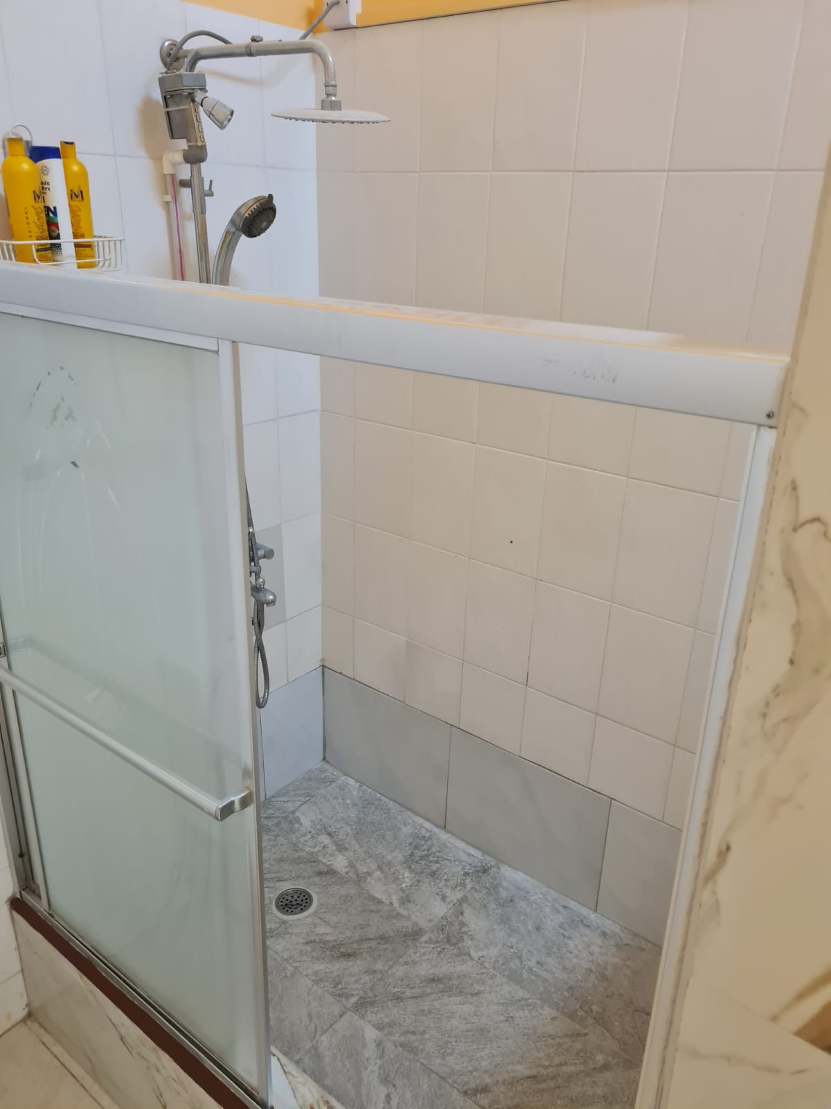 Three Houses in One, Perfect for Living and Investment in Viesux Fort bath
