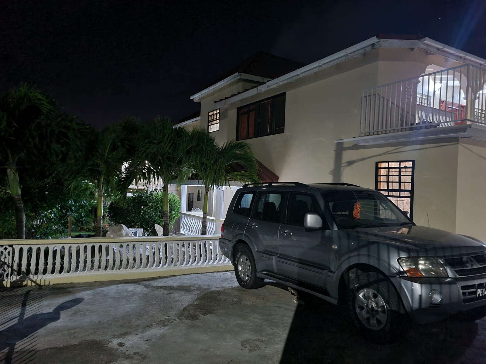 Three Houses in One, Perfect for Living and Investment in Viesux Fort parking