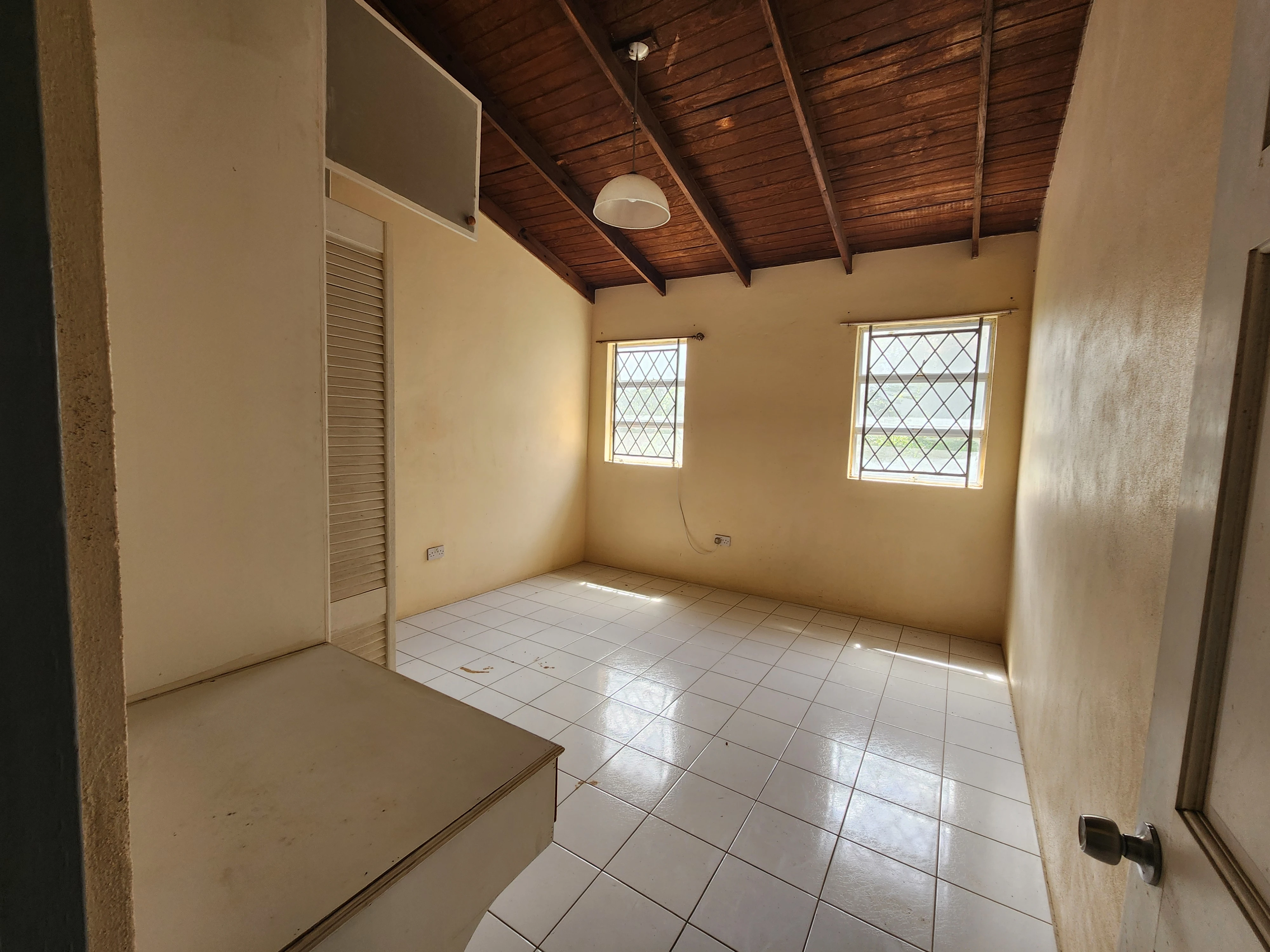 st lucia real estate Prime Dual-Use Investment Property in Beausejour dining