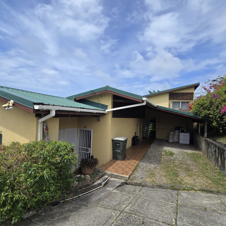Oceanview Villa on 1.5 Acres in Bonne Terre, St. Lucia real estate entrance