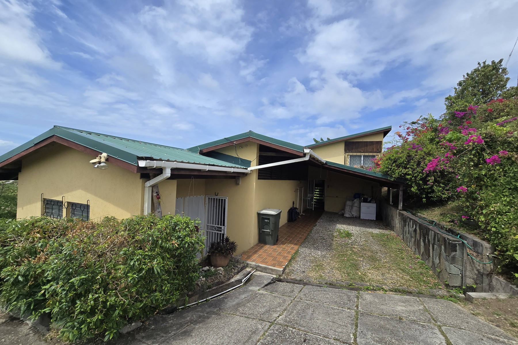Oceanview Villa on 1.5 Acres in Bonne Terre, St. Lucia real estate entrance