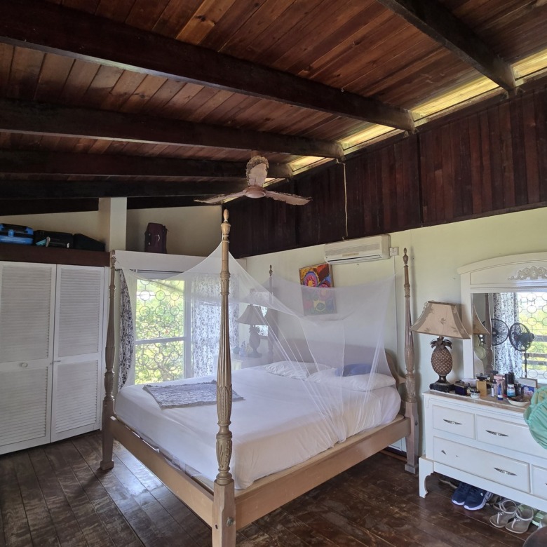 Oceanview Villa on 1.5 Acres in Bonne Terre, St. Lucia real estate bed2