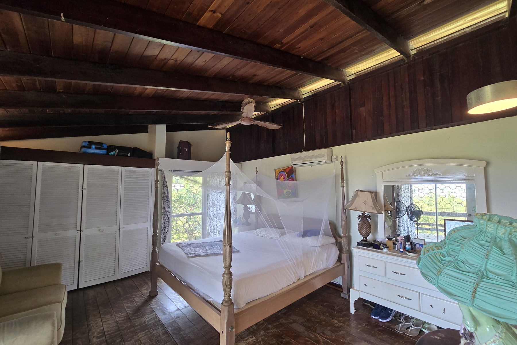 Oceanview Villa on 1.5 Acres in Bonne Terre, St. Lucia real estate bed2