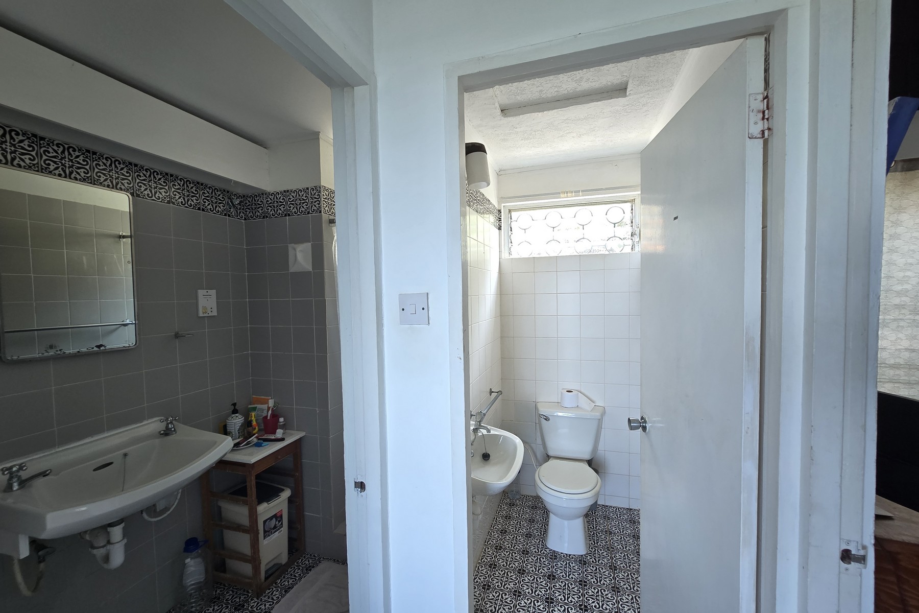 Oceanview Villa on 1.5 Acres in Bonne Terre, St. Lucia toilet
