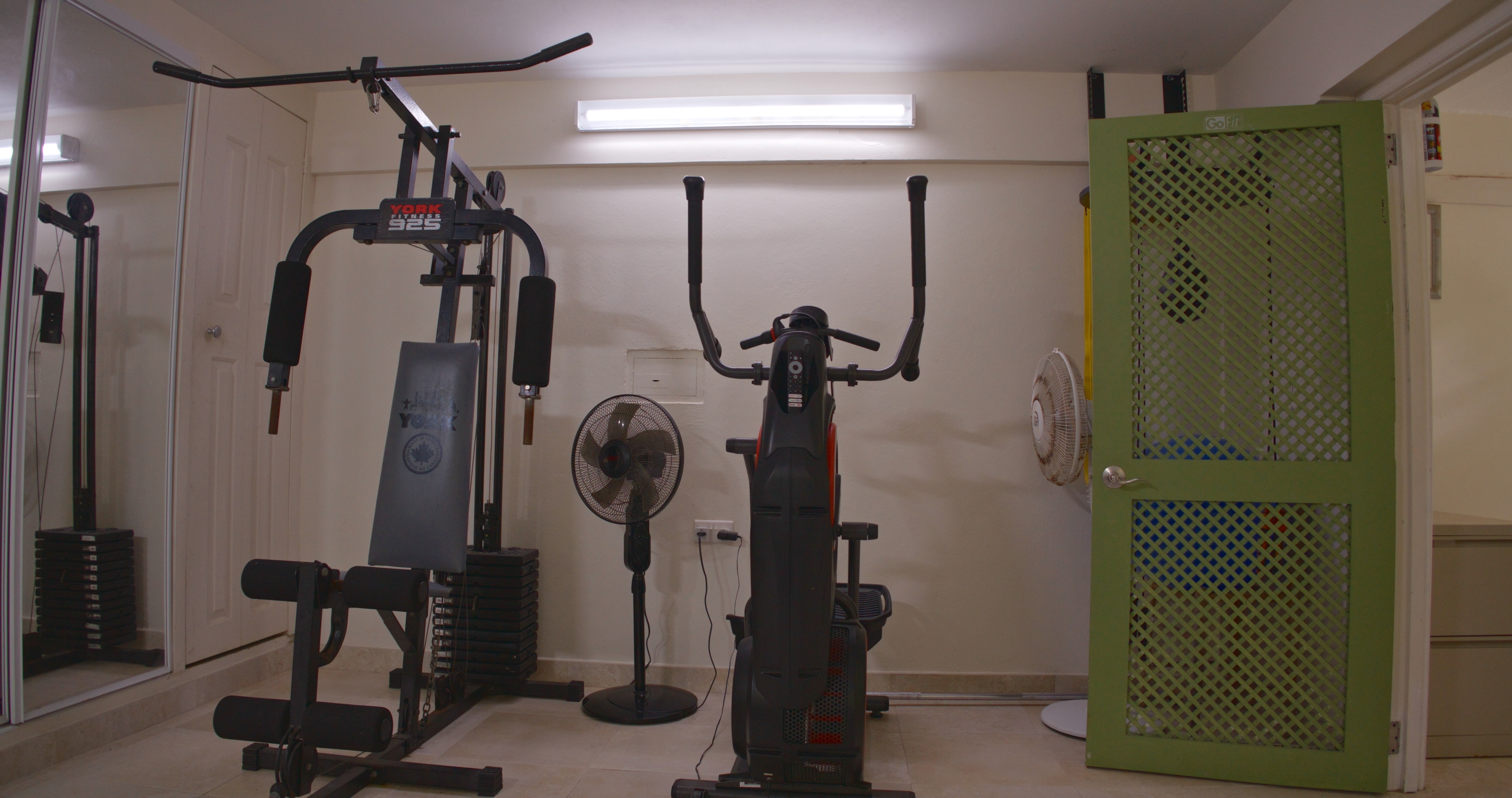 6 Bedroom Villa Estate in Becune Park, Cap Estate gym
