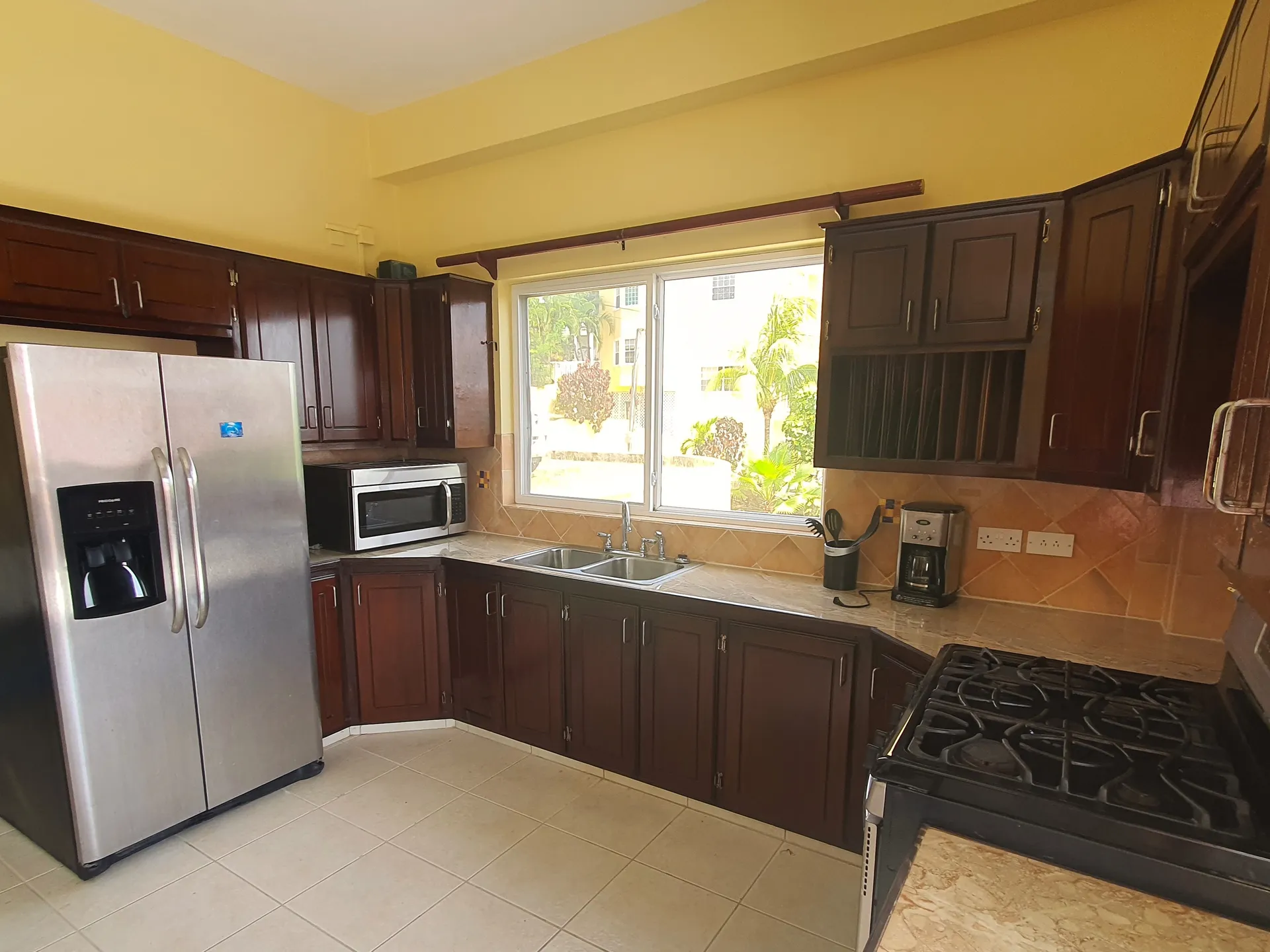 Luxury villa For Sale in Cap Estate - Villa Darcy FRIDGE