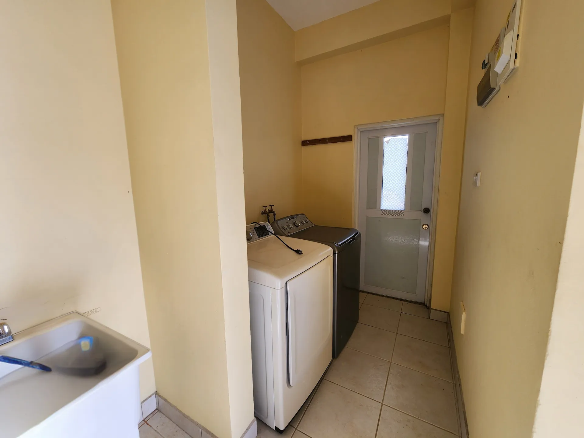Luxury villa For Sale in Cap Estate - Villa Darcy WASHING MACHINE