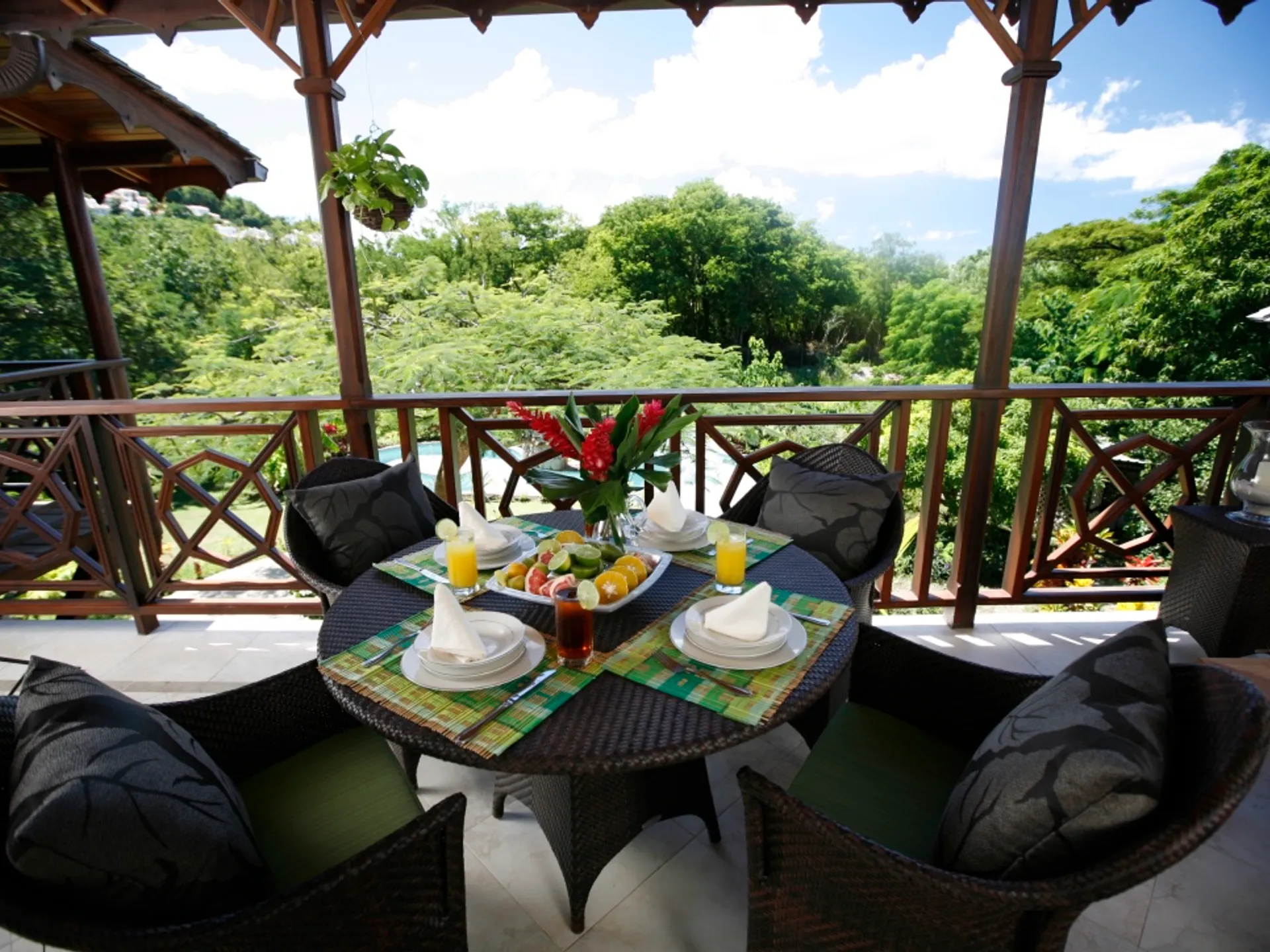 cest lavi villa4 St Lucia Real Estate - C’est La Vie Villa for sale patio table