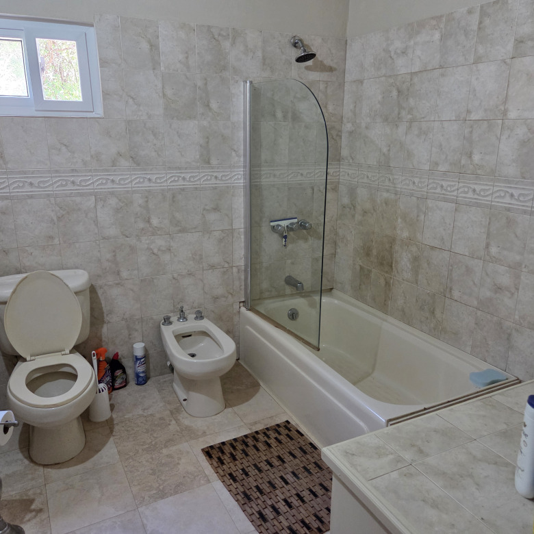 4 Bedroom House For Sale in Cap Estate Near Golf Course Cap Estate bathroom