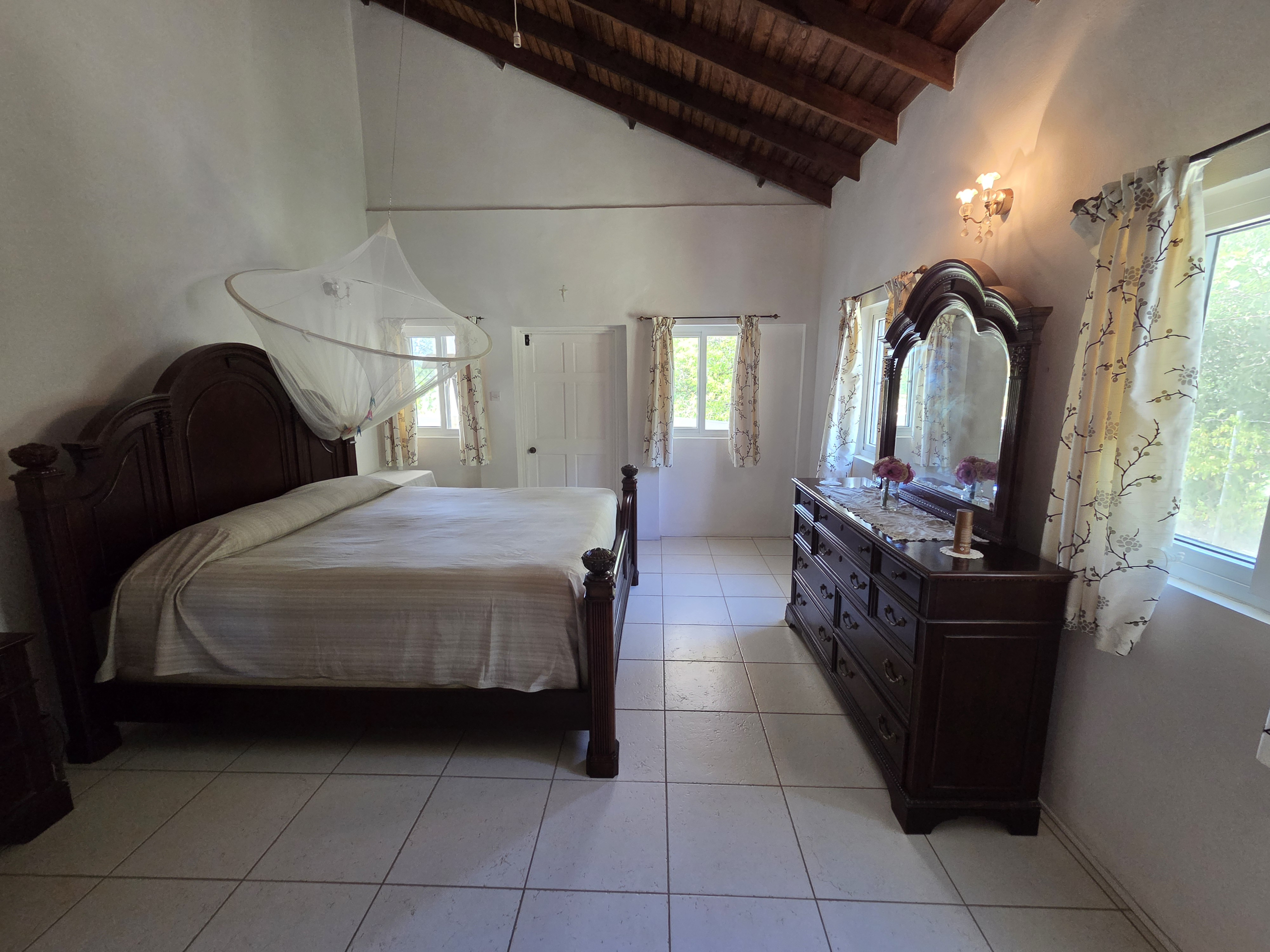 20251003_125147 4 Bedroom House For Sale in Cap Estate Near Golf Course Cap Estate master bedroom