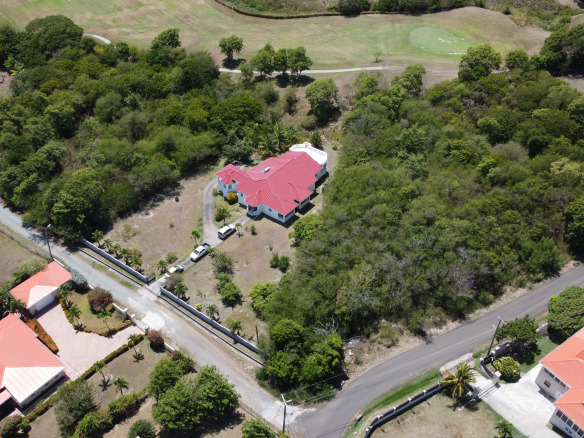 4 Bedroom House For Sale Near Golf Course Cap Estate. Move-in-ready home in a secure area close to beaches, golf, and luxury amenities.