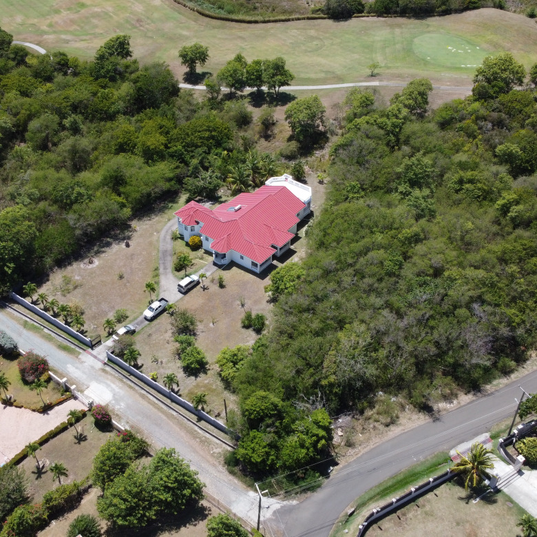 4 Bedroom House For Sale Near Golf Course Cap Estate. Move-in-ready home in a secure area close to beaches, golf, and luxury amenities.