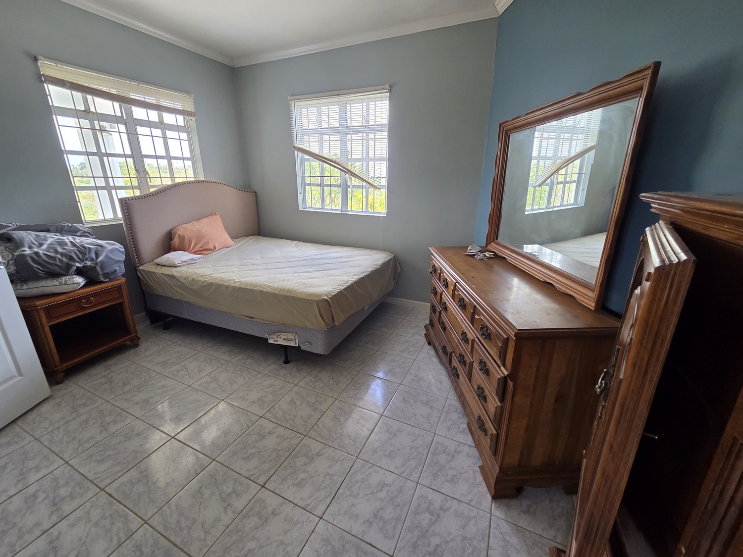 houe for sale in st lucia desruseau