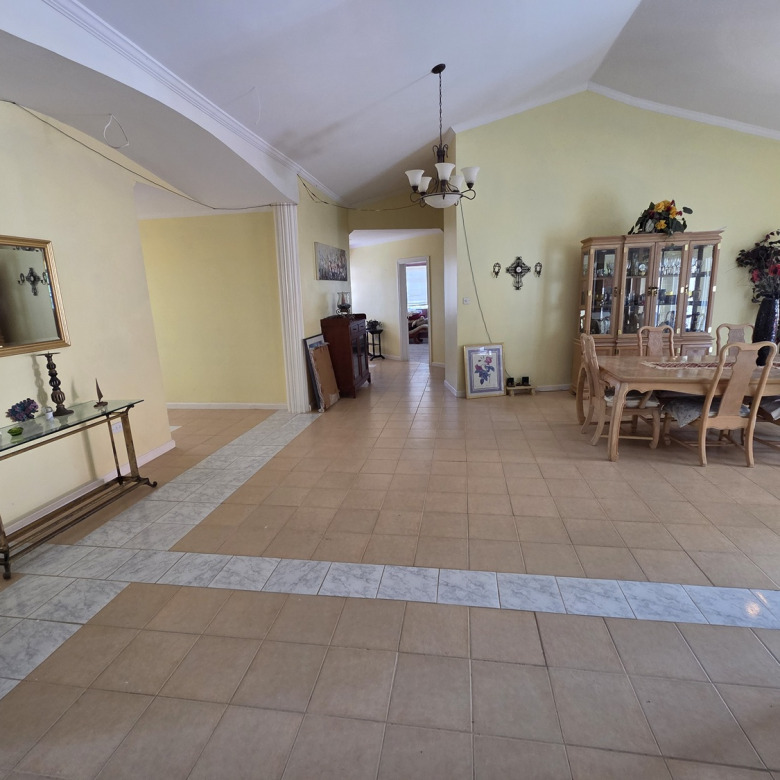 6 Bedroom House for Sale in Desruisseaux St Lucia