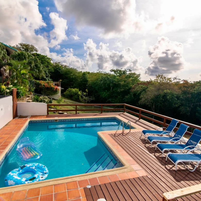26 Golf Hill Villa