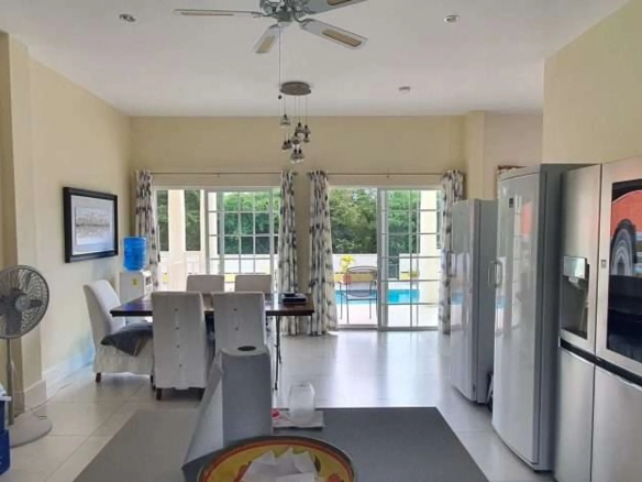 Sunnyside Villa