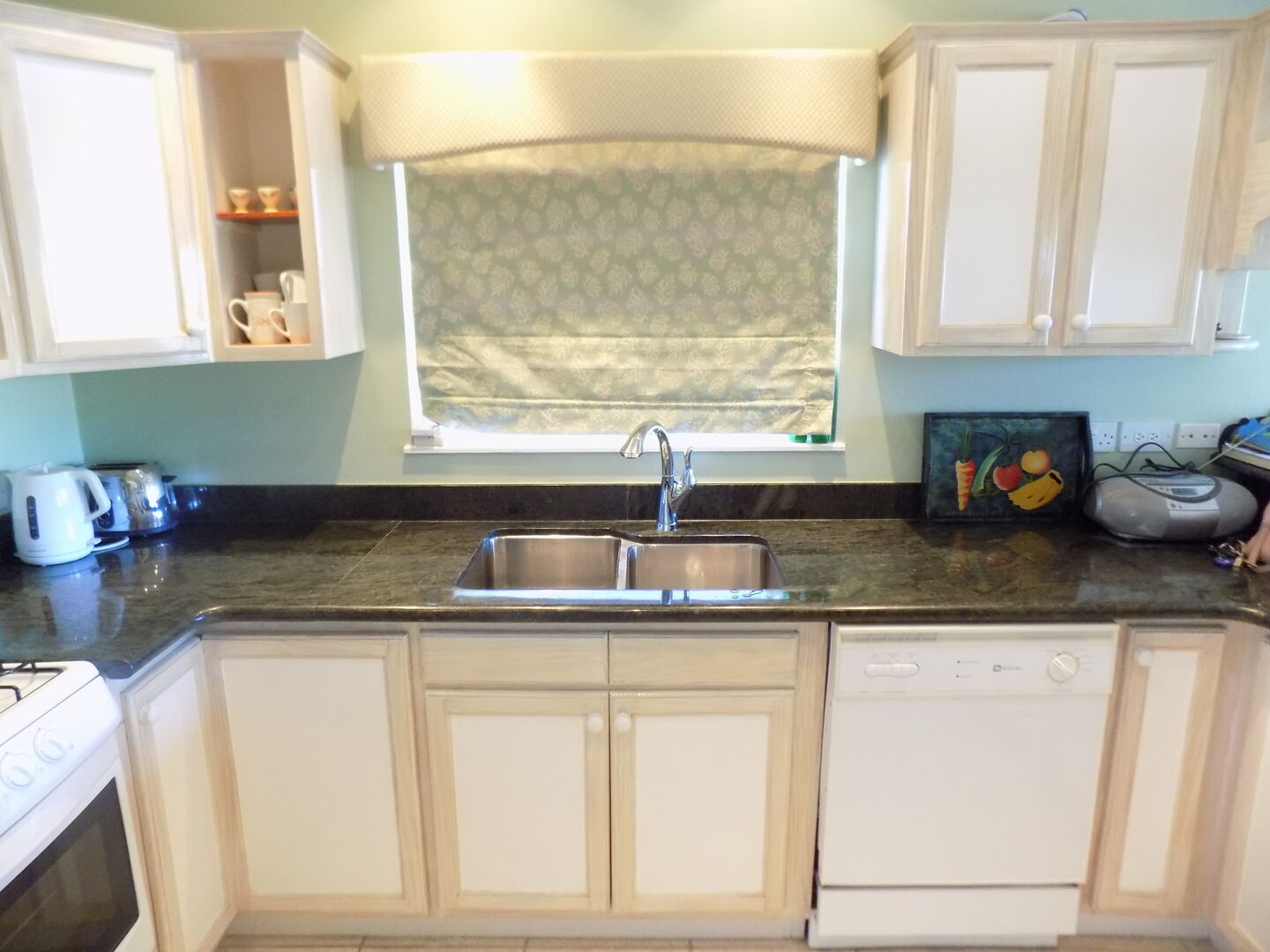Pelican Point # 3 10 Pelican Point # 3 (1-bedroom rate)