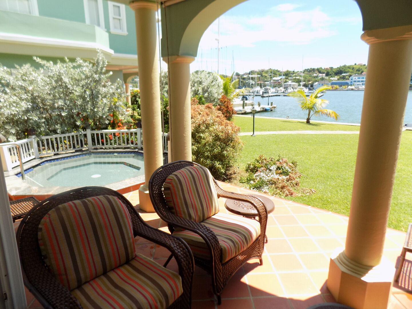 Pelican Point # 3 3 Pelican Point # 3 (1-bedroom rate)