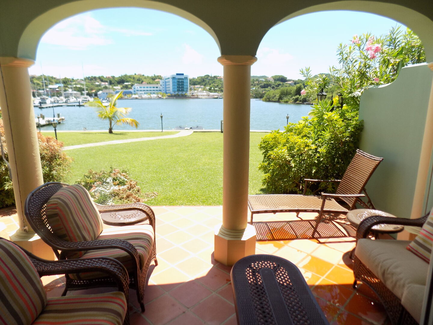 Pelican Point # 3 4 Pelican Point # 3 (1-bedroom rate)