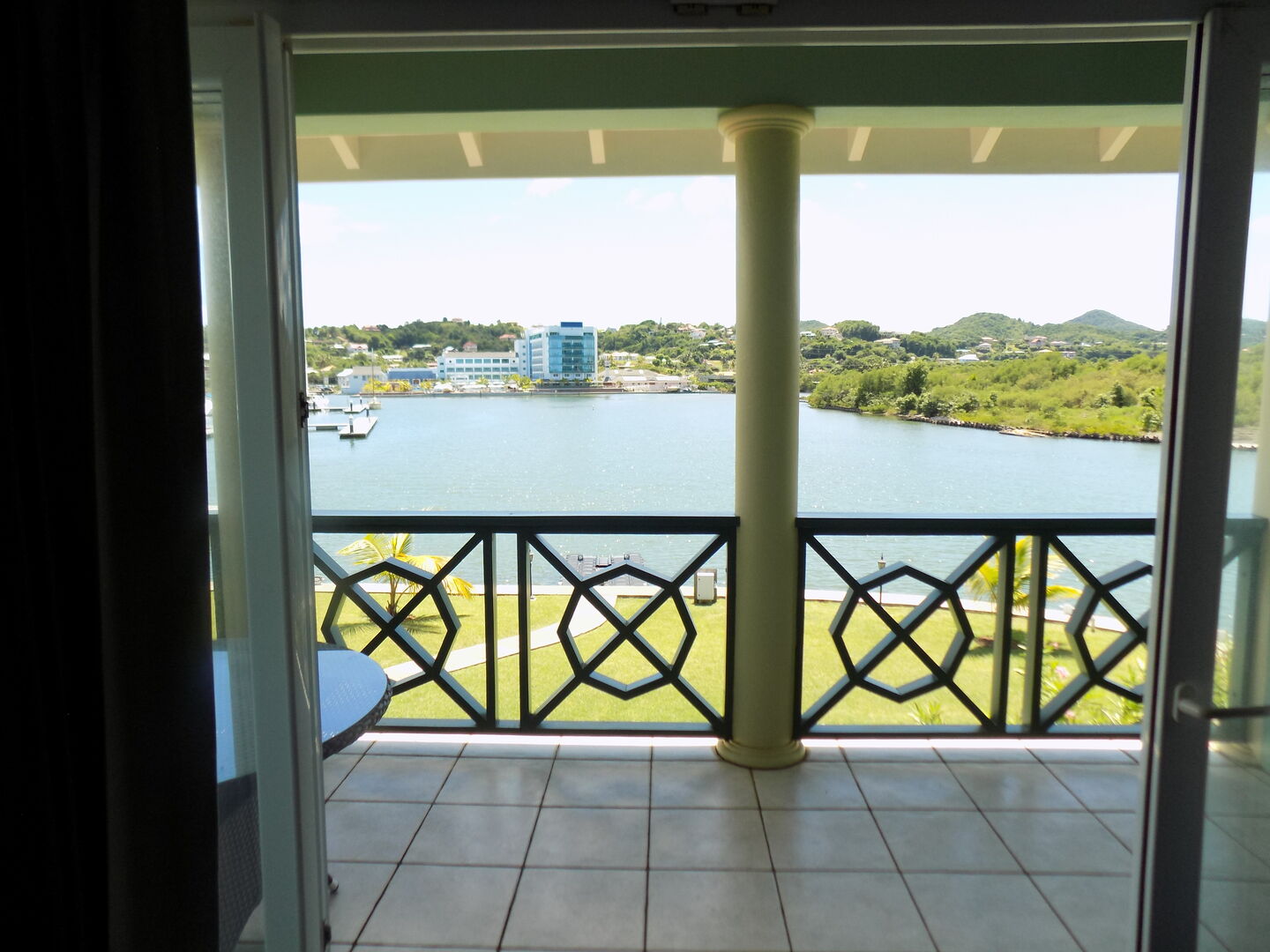 i17 Pelican Point # 3 (1-bedroom rate)