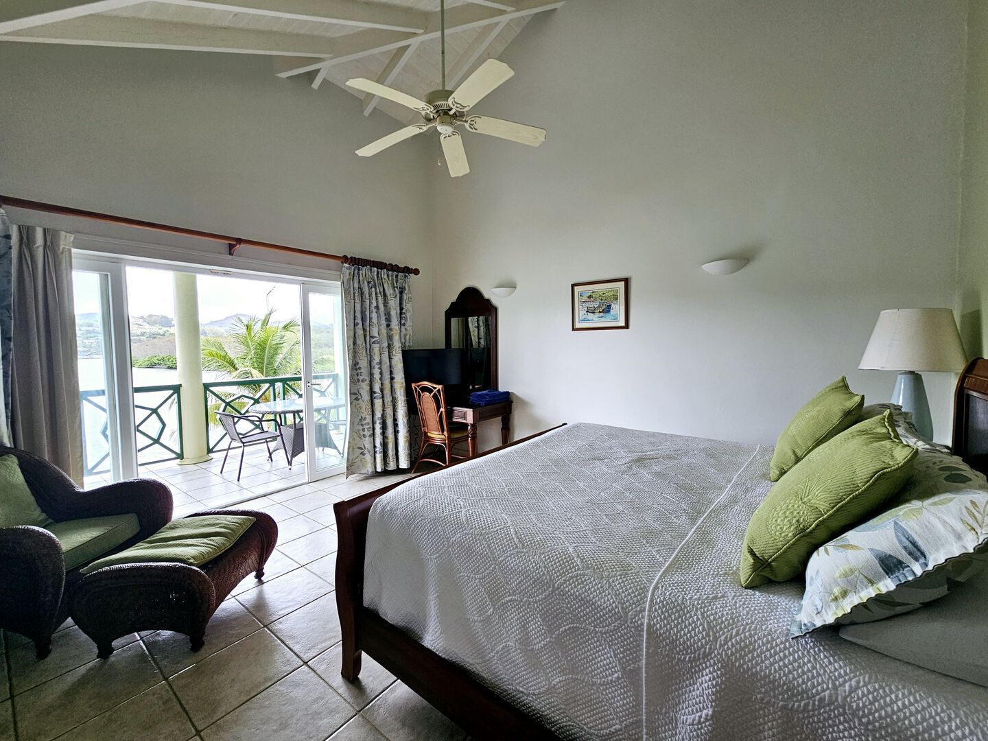 image_162786051 16 Pelican Point # 3 (1-bedroom rate)