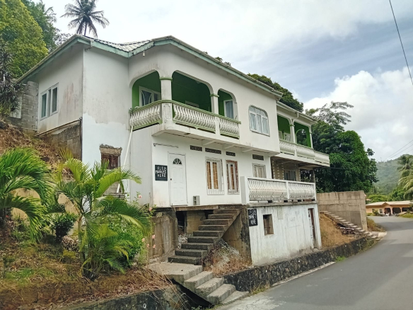 house for sale in Vanard, Anse La Raye, Saint Lucia