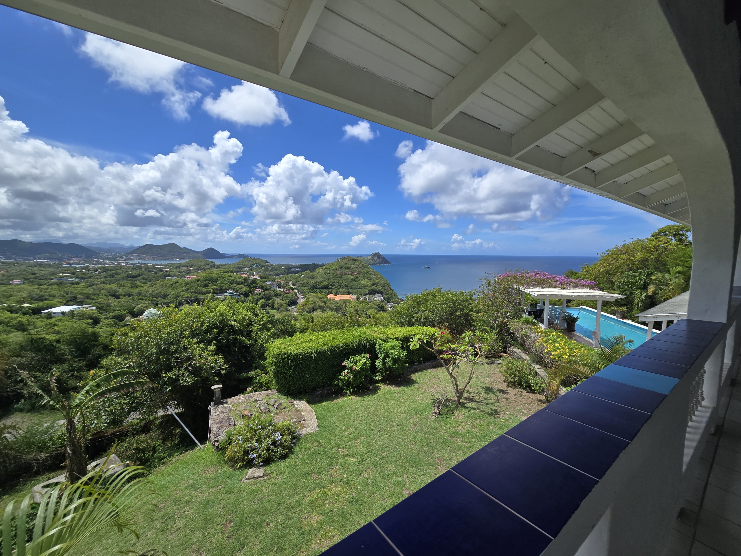 20261014_113539 Luxury 5-Bedroom Villa for Sale in Cap Estate