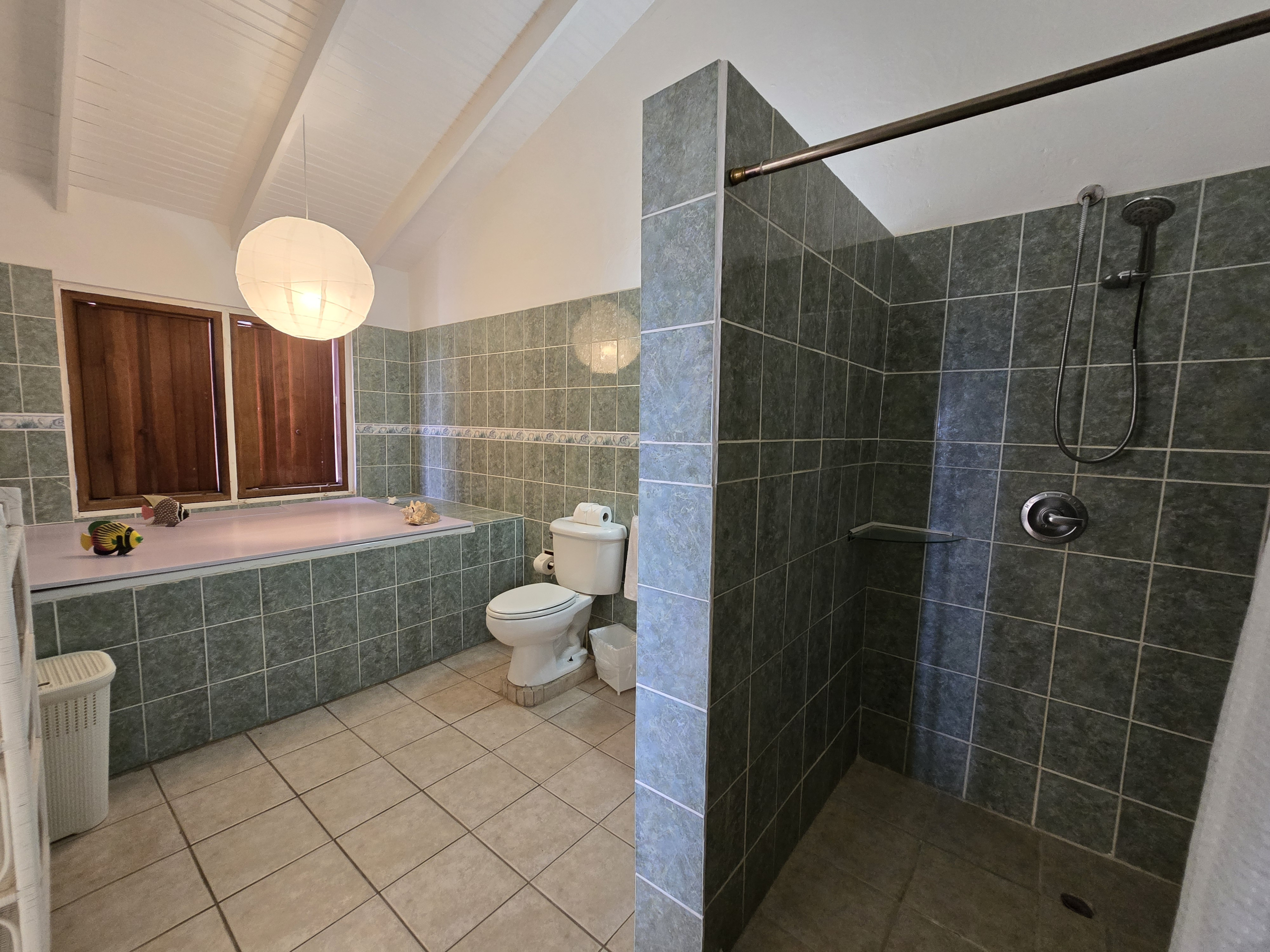 20261014_113920 Luxury 5-Bedroom Villa for Sale in Cap Estate