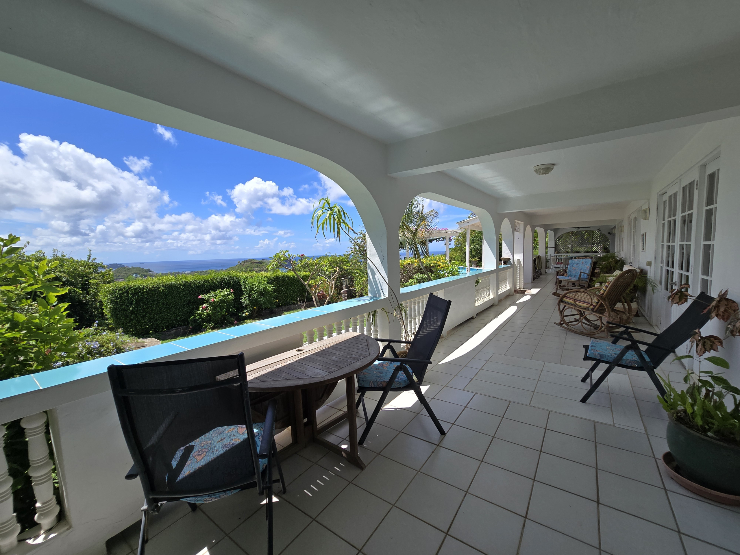 20261014_114223 Luxury 5-Bedroom Villa for Sale in Cap Estate