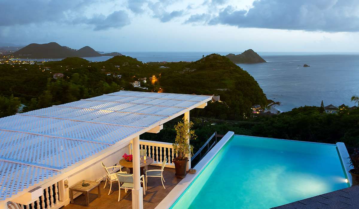 21 Luxury 5-Bedroom Villa for Sale in Cap Estate