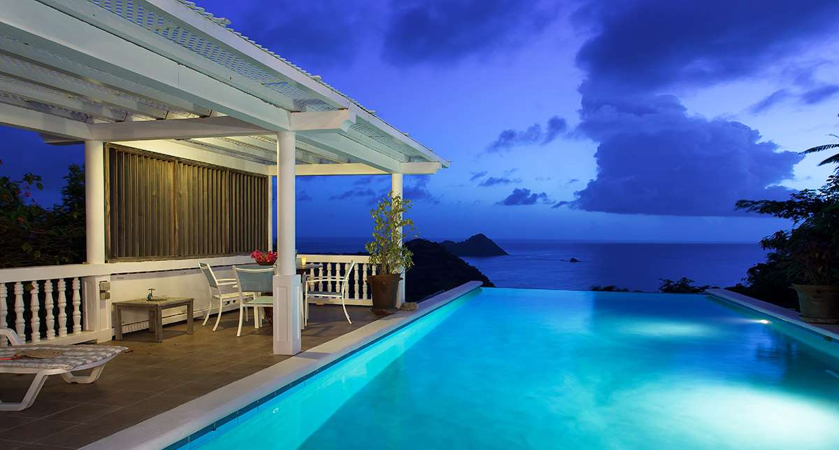24 Luxury 5-Bedroom Villa for Sale in Cap Estate
